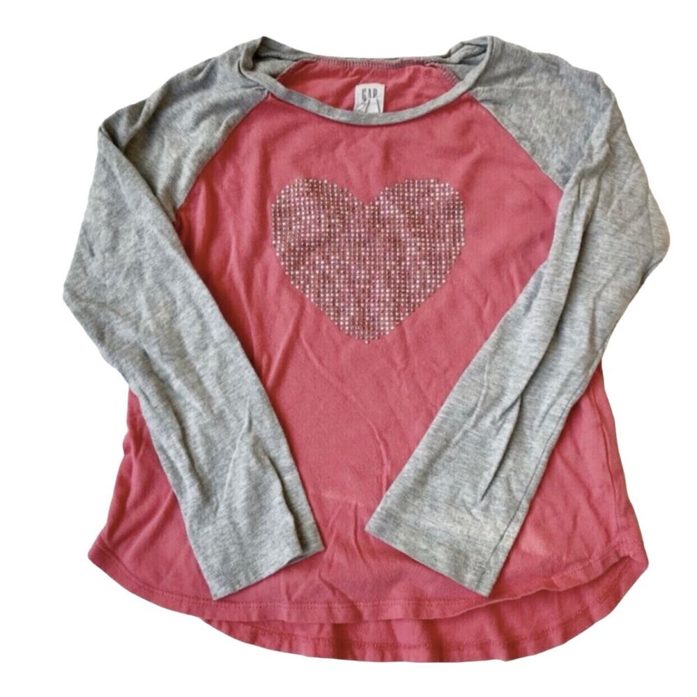 Gap Heart Raglan Shirt Size 6/7